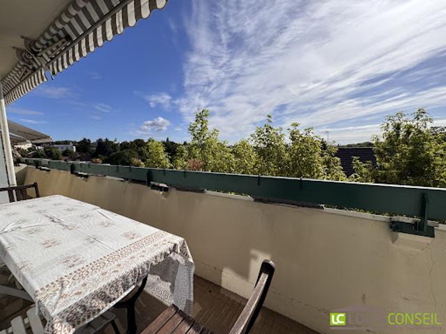 Vente Appartement 6 pièces 116.76 m2 Chatenay malabry