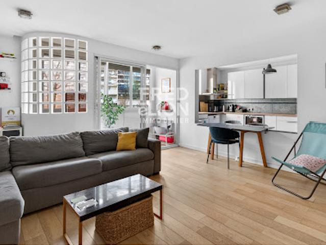 Vente Appartement 6 pièces 117 m2 Paris 20ème