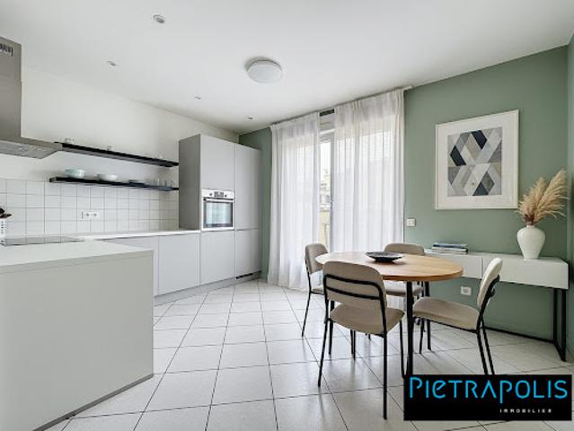 Vente Appartement 6 pièces 117 m2 Villefranche sur saone