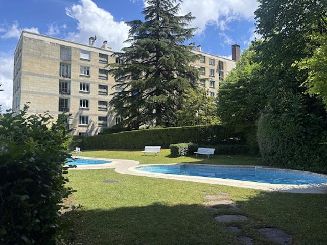 Vente Appartement 6 pièces 120 m2 Bougival