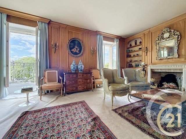 Vente Appartement 6 pièces 123.46 m2 Paris 11ème