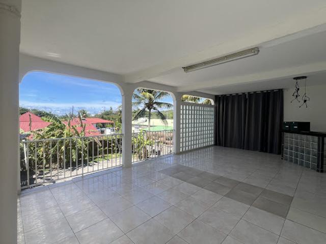 Vente Appartement 6 pièces 125 m2 Le Moule