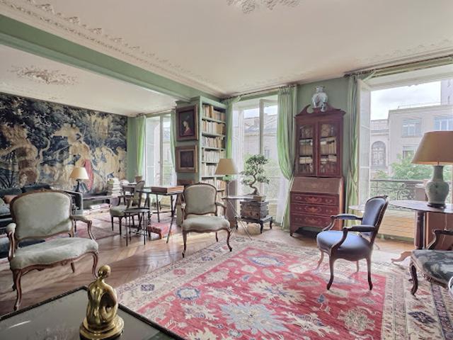 Vente Appartement 6 pièces 128.58 m2 Paris 6ème