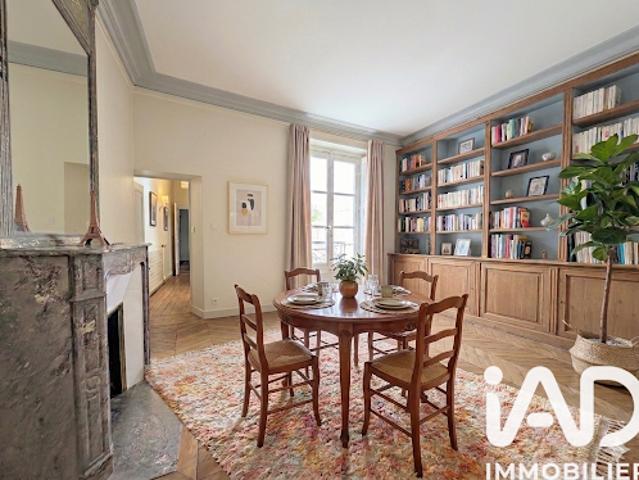 Vente Appartement 6 pièces 131 m2 Versailles