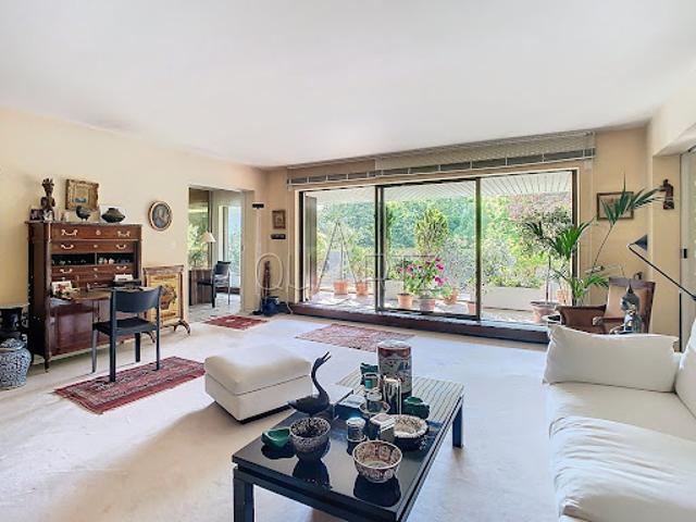 Vente Appartement 6 pièces 134 m2 Le chesnay