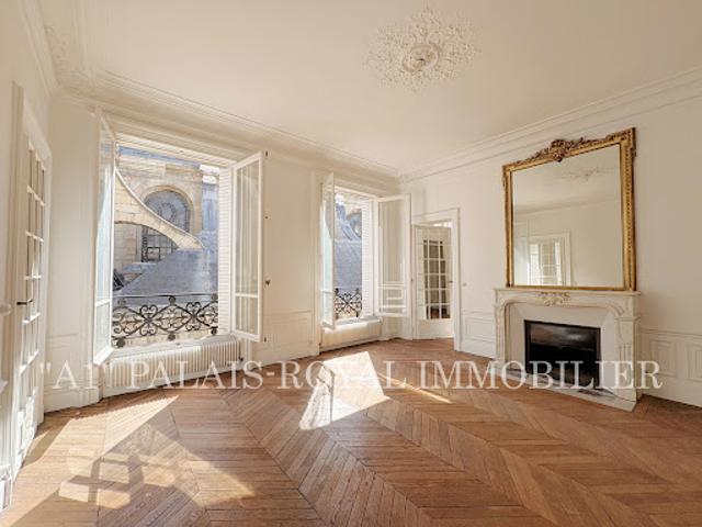 Vente Appartement 6 pièces 135.22 m2 Paris 1er