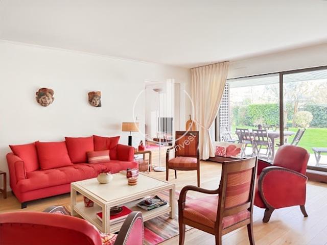 Vente Appartement 6 pièces 135 m2 Versailles