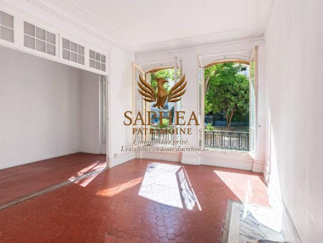 Vente Appartement 6 pièces 136 m2 Nice