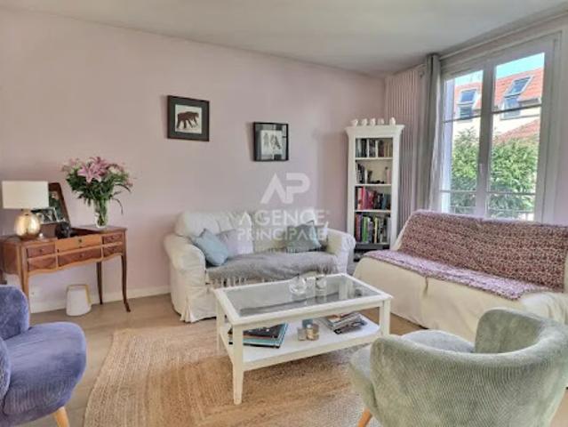Vente Appartement 6 pièces 136 m2 Versailles