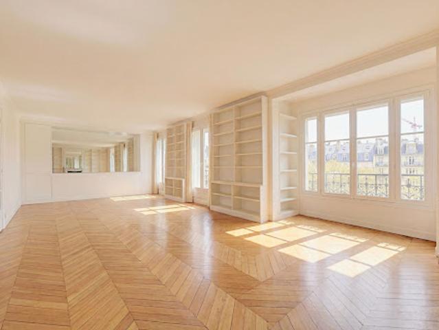 Vente Appartement 6 pièces 139.94 m2 Paris 11ème