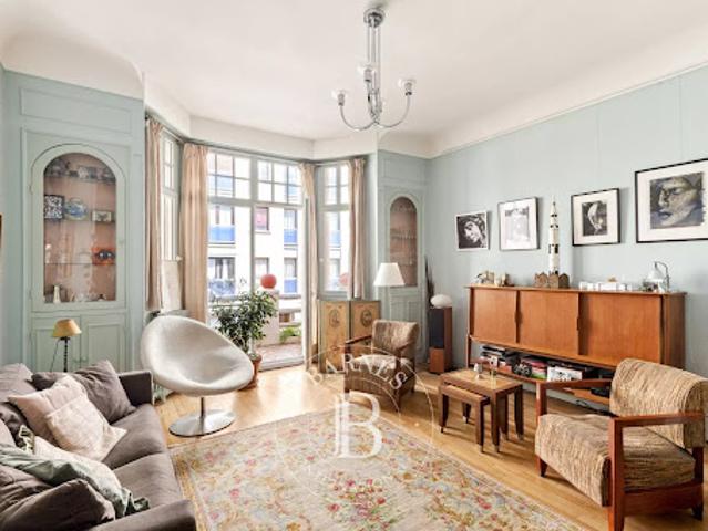 Vente Appartement 6 pièces 147.05 m2 Paris 20ème