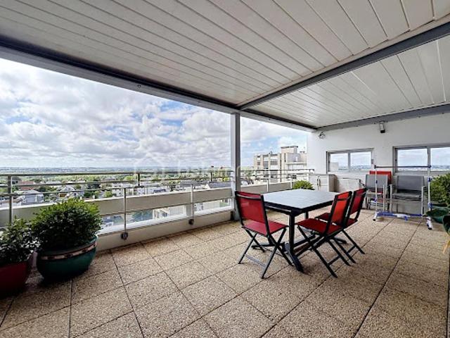 Vente Appartement 6 pièces 147.85 m2 Caen