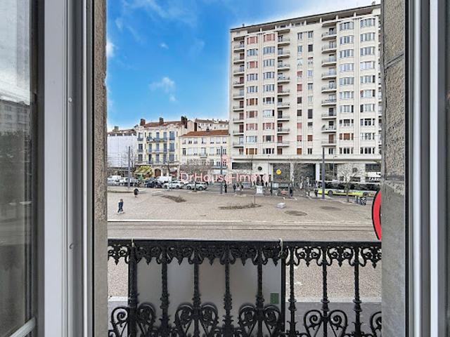 Vente Appartement 6 pièces 148.66 m2 Saint Etienne
