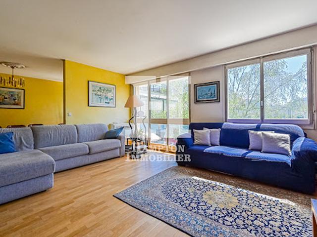 Vente Appartement 6 pièces 149.69 m2 Paris 19ème