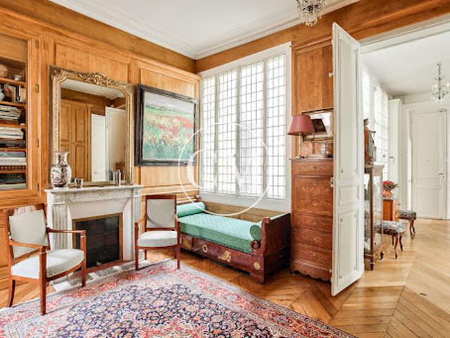 Vente Appartement 6 pièces 149 m2 Versailles