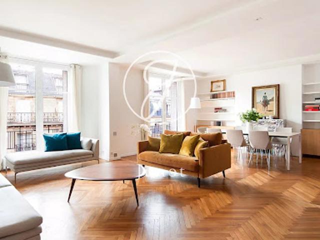 Vente Appartement 6 pièces 155.18 m2 Paris 6ème