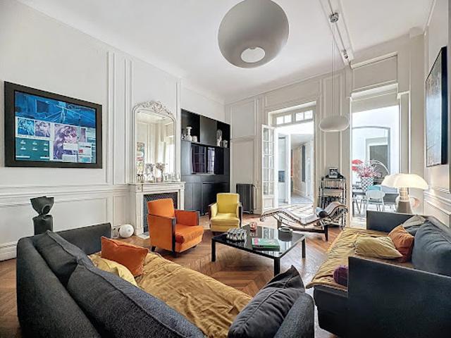 Vente Appartement 6 pièces 156.65 m2 Paris 17ème