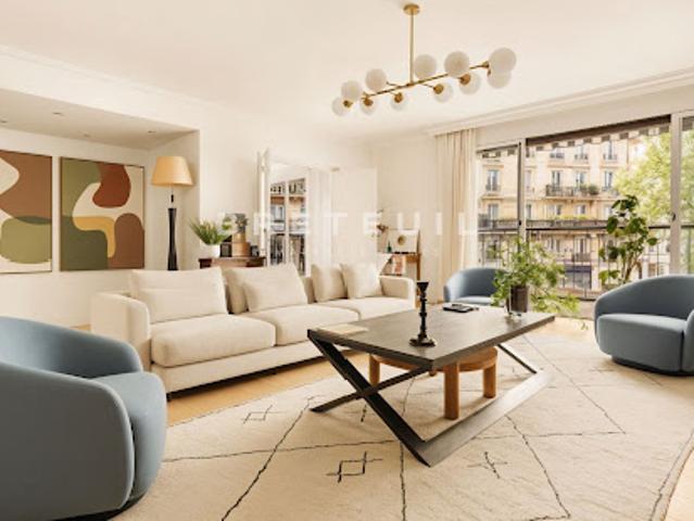 Vente Appartement 6 pièces 156 m2 Paris 16ème