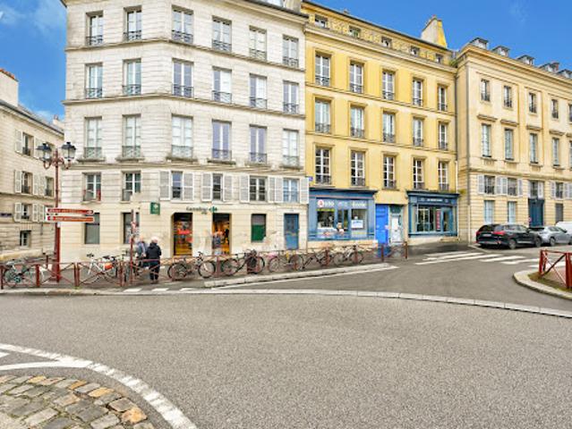 Vente Appartement 6 pièces 162.02 m2 Versailles