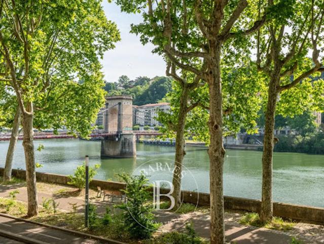 Vente Appartement 6 pièces 162.5 m2 Lyon 9ème