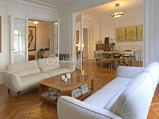 Vente Appartement 6 pièces 164.84 m2 Paris 17ème