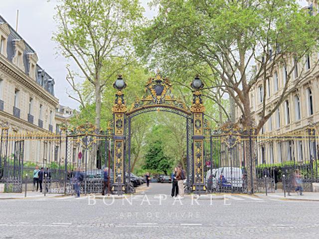Vente Appartement 6 pièces 164 m2 Paris 8ème