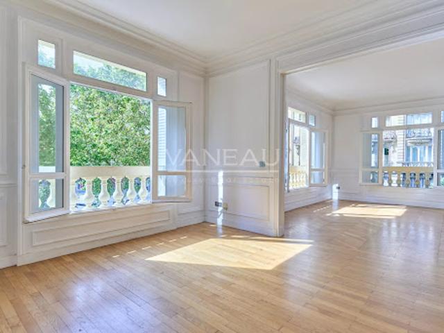 Vente Appartement 6 pièces 166 m2 Paris 7ème