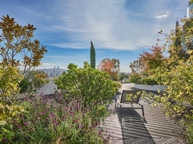 Vente Appartement 6 pièces 167.3 m2 Paris 17ème