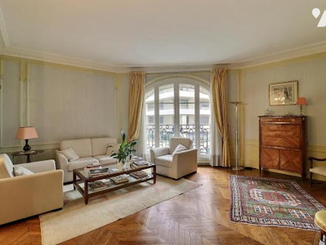 Vente Appartement 6 pièces 167.01 m2 Paris 16ème
