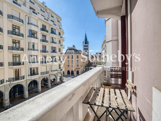 Vente Appartement 6 pièces 167 m2 Annecy