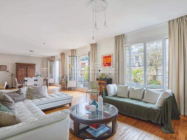 Vente Appartement 6 pièces 168 m2 Paris 16ème