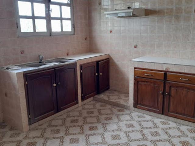 Vente Appartement 6 pièces 170.76 m2 Fort de france