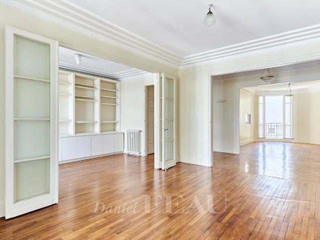 Vente Appartement 6 pièces 173.4 m2 Paris 17ème