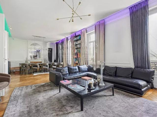 Vente Appartement 6 pièces 175.35 m2 Paris 16ème