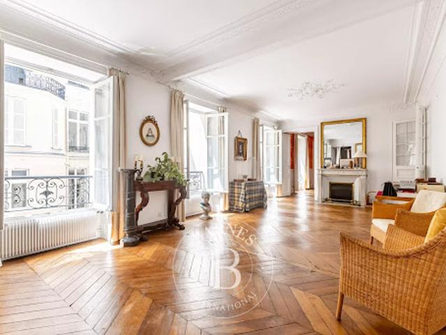 Vente Appartement 6 pièces 177.08 m2 Paris 8ème