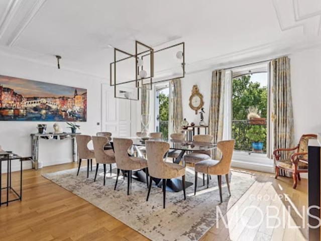 Vente Appartement 6 pièces 177.1 m2 Paris 17ème