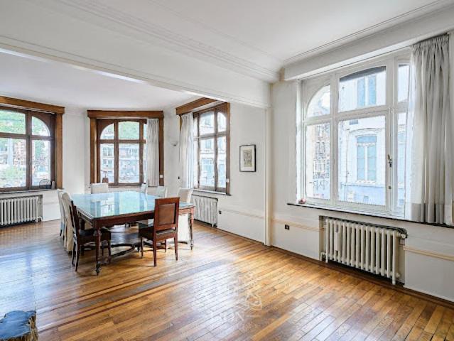 Vente Appartement 6 pièces 180.83 m2 Lille
