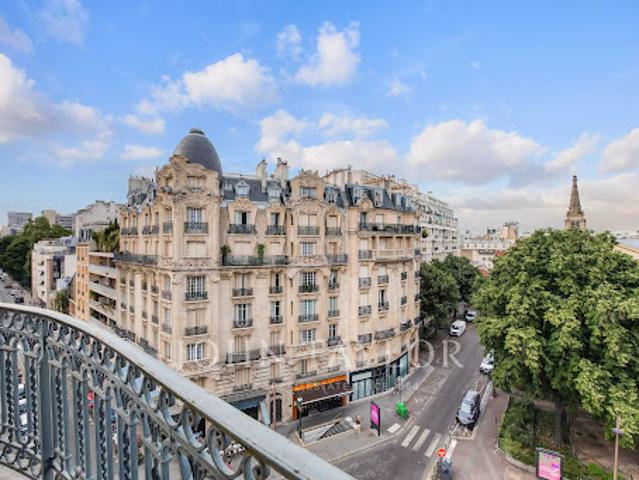 Vente Appartement 6 pièces 181.88 m2 Paris 15ème