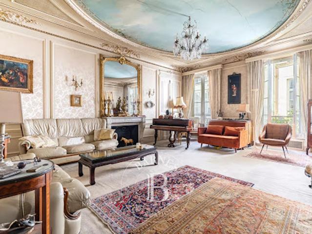 Vente Appartement 6 pièces 182.05 m2 Paris 8ème