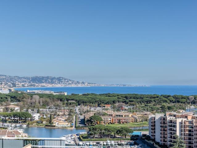 Vente Appartement 6 pièces 188 m2 Mandelieu la Napoule