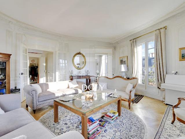 Vente Appartement 6 pièces 192 m2 Paris 16ème