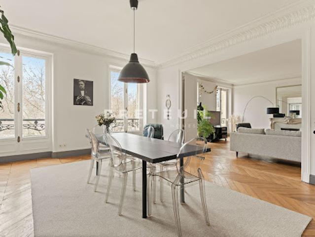 Vente Appartement 6 pièces 194.5 m2 Paris 17ème