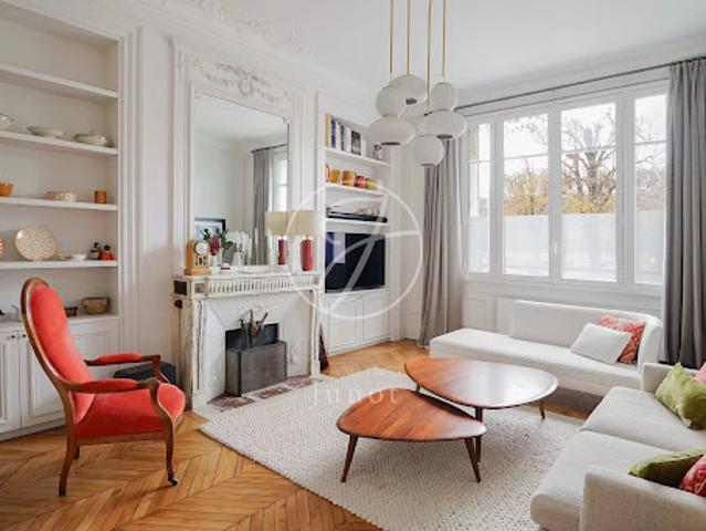 Vente Appartement 6 pièces 198.02 m2 Paris 6ème