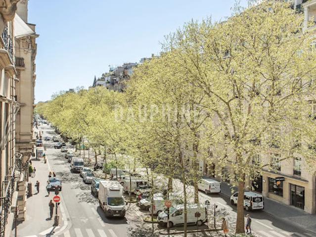 Vente Appartement 6 pièces 200.56 m2 Paris 7ème
