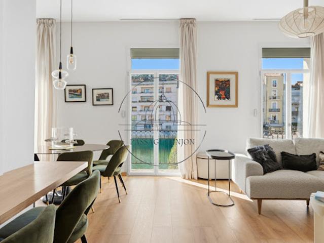 Vente Appartement 6 pièces 205.65 m2 Sète