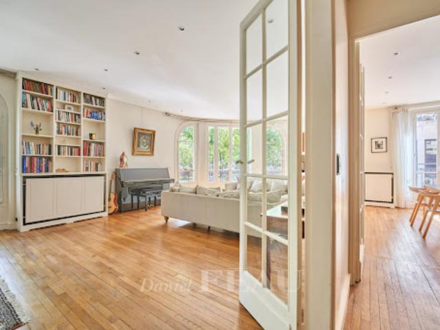 Vente Appartement 6 pièces 208.52 m2 Paris 7ème