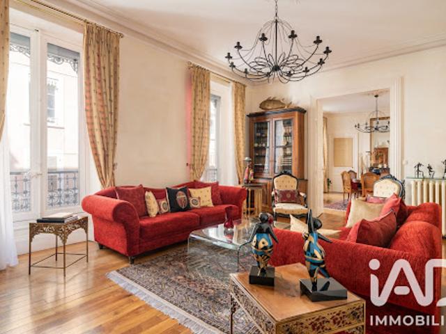 Vente Appartement 6 pièces 208 m2 Voiron