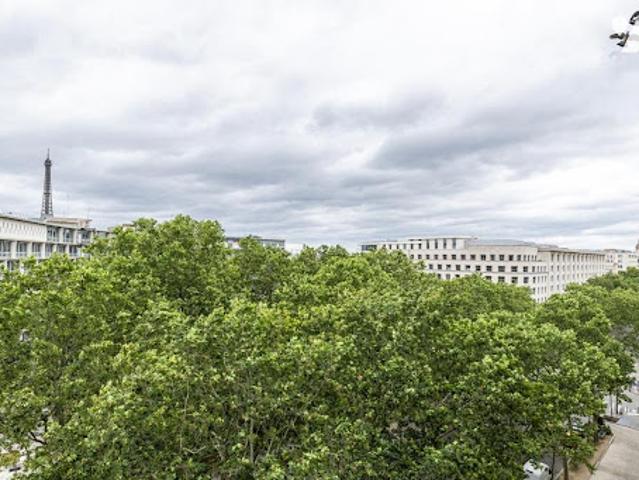 Vente Appartement 6 pièces 211.51 m2 Paris 7ème