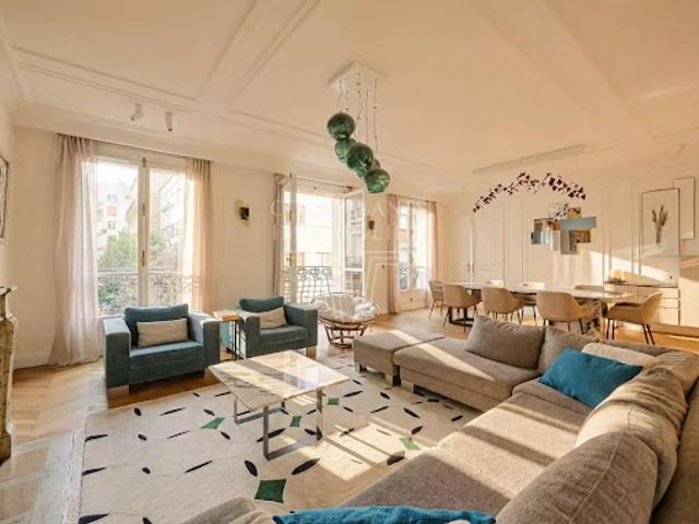 Vente Appartement 6 pièces 212 m2 Paris 16ème