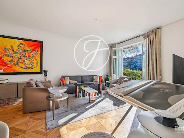 Vente Appartement 6 pièces 240.64 m2 Paris 16ème
